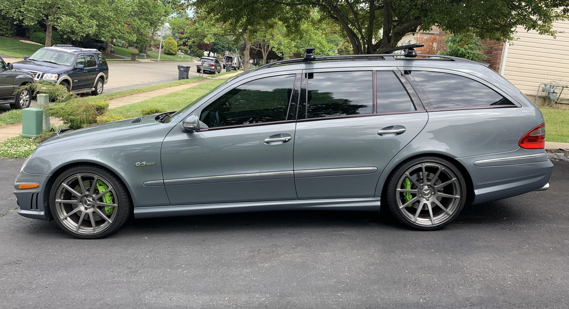 The Mercedes-AMG E63 Kombi S211 special order makes your supermarket exciting again
