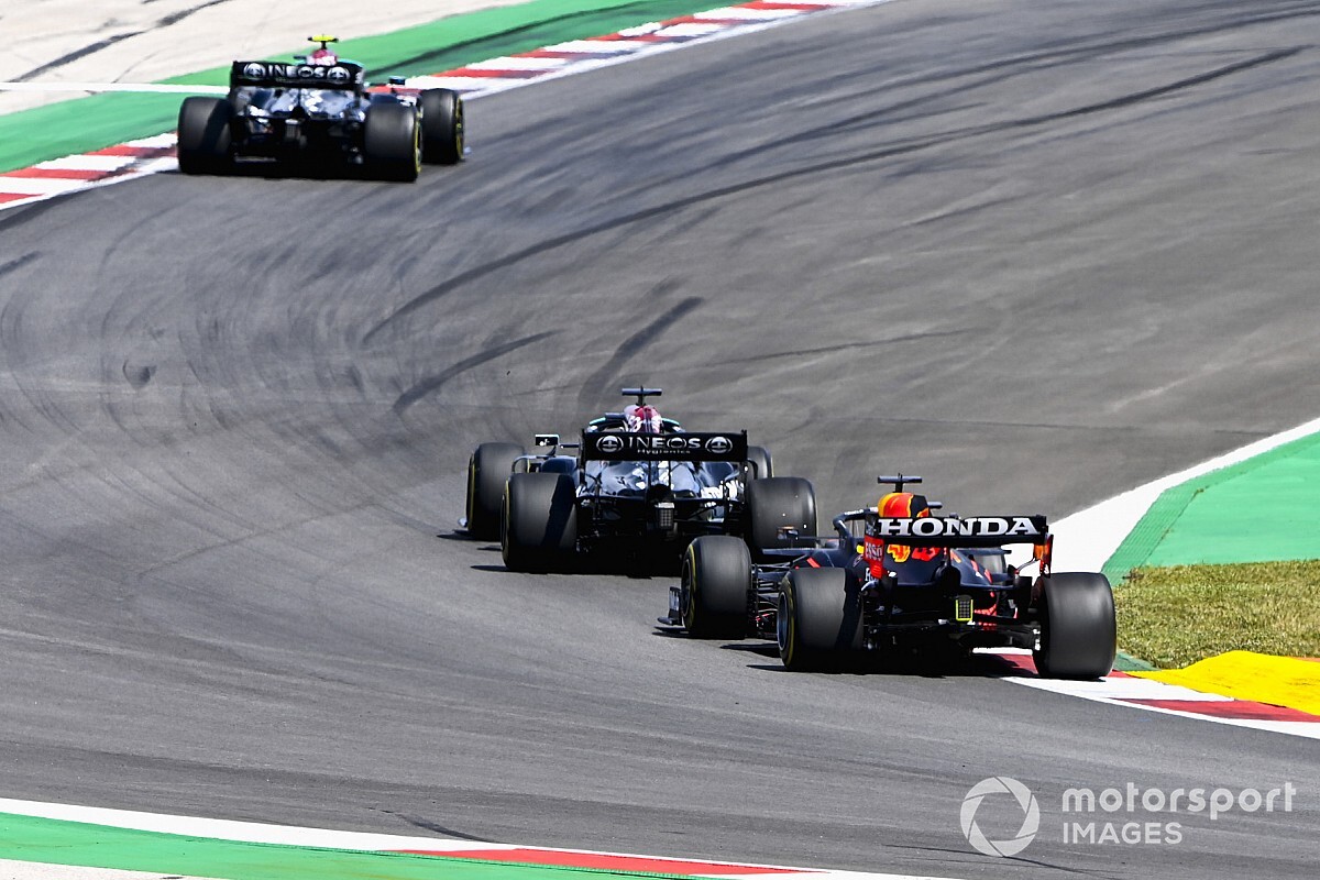 Red Bull signs five more Mercedes F1 engine staff