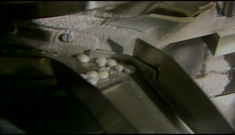 11888956_052422-wls-pp-pill-6avo-vid.jpg