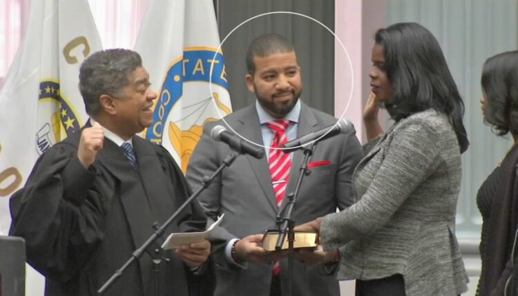 11968814_061722-wls-foxx-911-call-6avo-vid.jpg