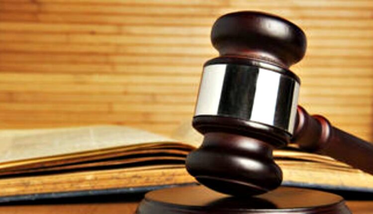 gavel1211.jpg